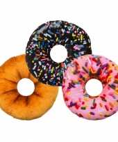 Bed kussen roze donut knuffel